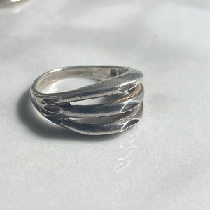 Sterling‎ silver 925 triple flared band size 5.25